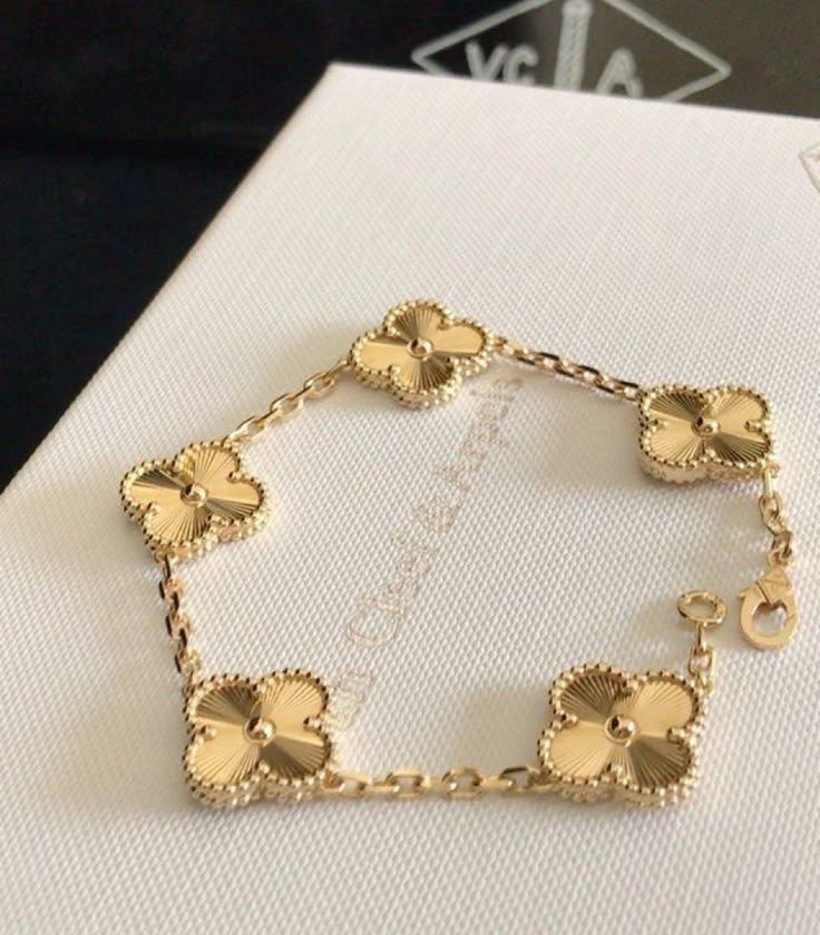 Bracelet 5 Motifs VC